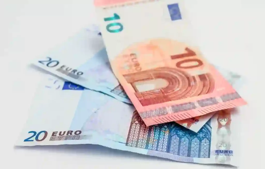 euro notes emergency fund